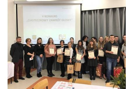 Konkurs "Ciasteczkowy zawrót głowy" w skoczowskim ZSTiO 