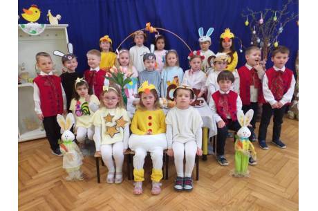 Przedstawienie Wielkanocne przygotowane przez "Sówki" z Przedszkola Publicznego nr 2 w Skoczowie