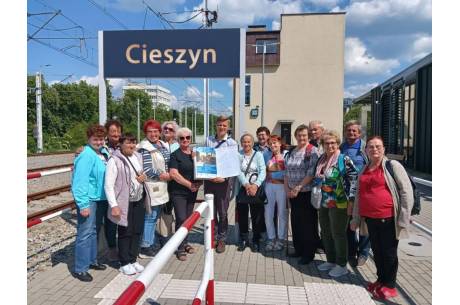 Wycieczka seniorów z Pogórza do Cieszyna – Podróż w czasie śladami cieszyńskiego tramwaju